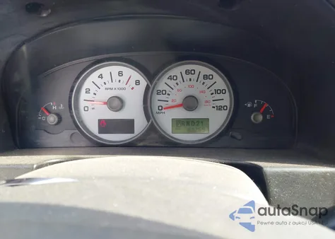 2005 Ford Escape Xlt from USA, damaged, VIN 1FMCU93175KA43204